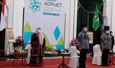 Bupati Masnah dilantik Jadi Wakil ADPMET, Dampingi Ridwan Kamil Untuk Masa Bakti 2020-2025