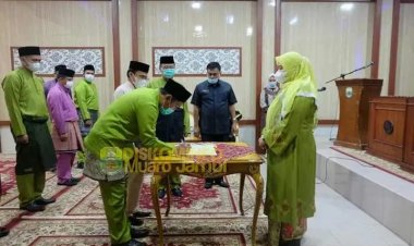 Bupati Masnah Kukuhkan Pejabat Eselon III &IV di Setda Muarojambi