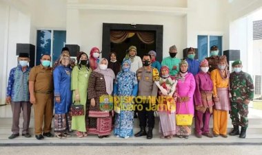 Bupati Masnah Sambut Ratumas Siti Aminah Ningrat, Cucu Pahlawan Nasional Raden Mattaher