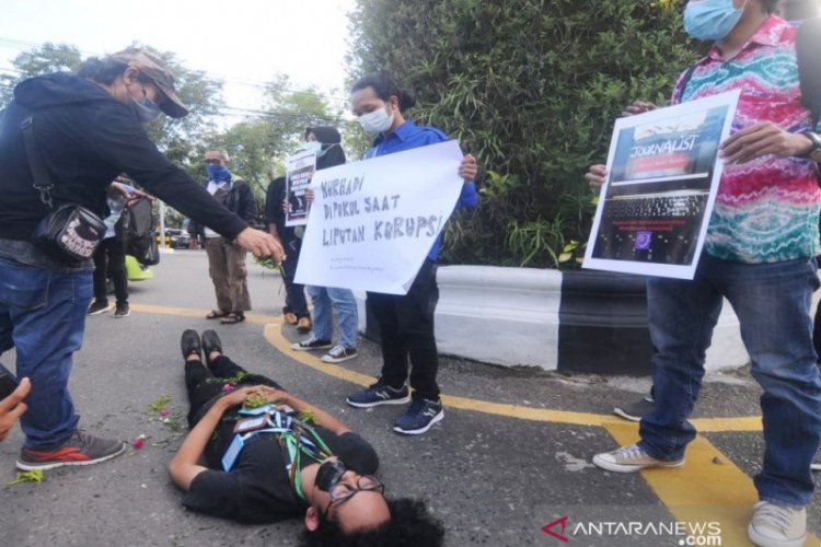 Wartawan di Kalsel Aksi Solidaritas Tolak Kekerasan Jurnalis