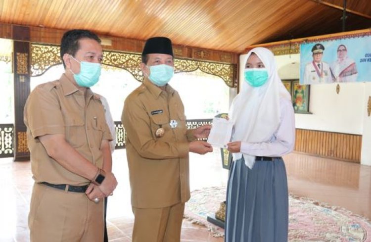Gubernur Jambi Gandeng Baznas dan Bank Jambi Tingkatkan Pembangunan Pendidikan