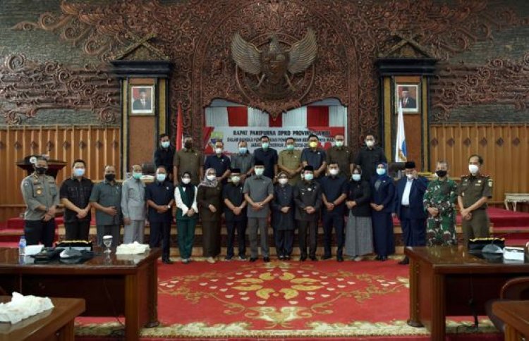 Gubernur Fachrori Pamit dalam Rapat Paripurna DPRD Provinsi Jambi