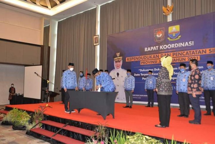 Pj Gubernur Jambi Buka Rakor Dukcapil 2021