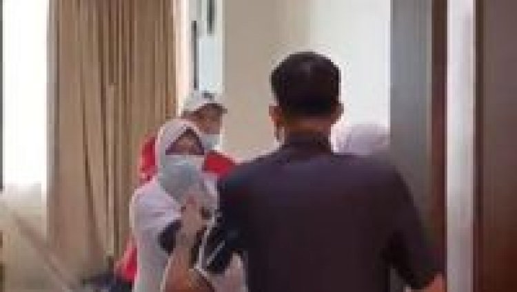 Viral Penganiayaan Perawat Siloam di Palembang, DPR: Harus Diproses Hukum, Tak Bisa Main Hakim Sendiri!