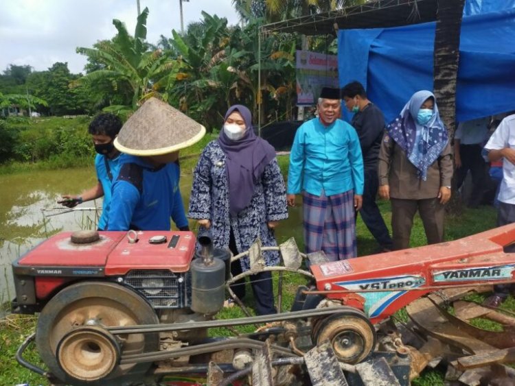 Bupati Masnah Hadiri Undangan Sedekah Payo di Desa Senaung