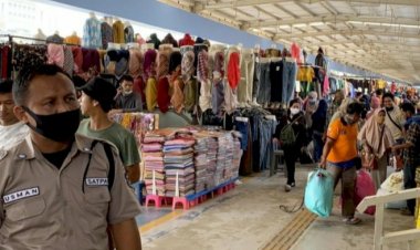 Lapor Pak Anies Kerumunan Pasar Tanah Abang Terjadi, Ketua Fraksi NasDem: Harus Tahan Hasrat Belanja!