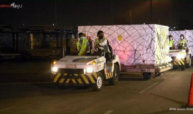 Malam Ini Indonesia Terima 1,5 Juta Dosis Vaksin AstraZeneca