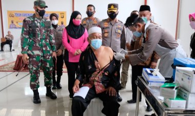 345 Orang Divaksin Massal Termasuk Lansia, Kapolres Bungo: Sudah Diberi Sosialisasi