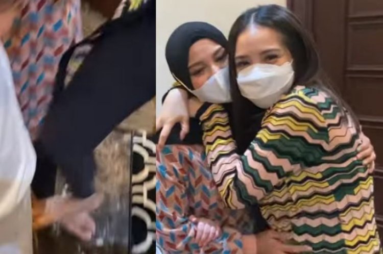 Nagita Slavina Injak Kaki Aurel Hermansyah: Tapi Aku Belum Mens Lagi Dong!