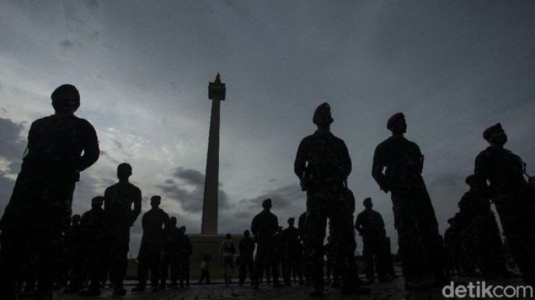 Viral 'Apel Persiapan Lockdown' di Monas, Begini Kata Polisi