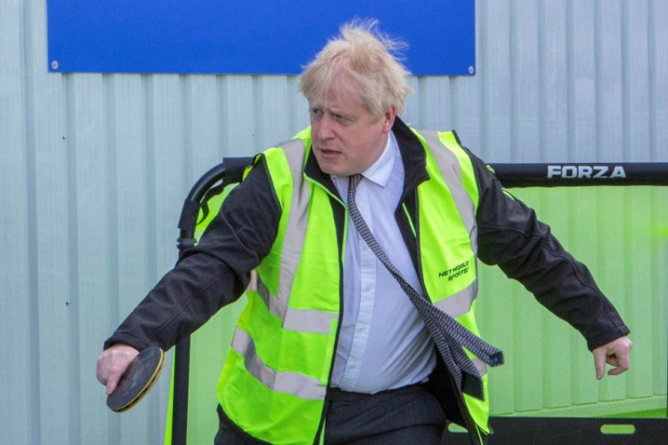 PM Inggris Ogah Kurangi Penonton Euro 2020, akan Ditambah Lebih 60 Ribu