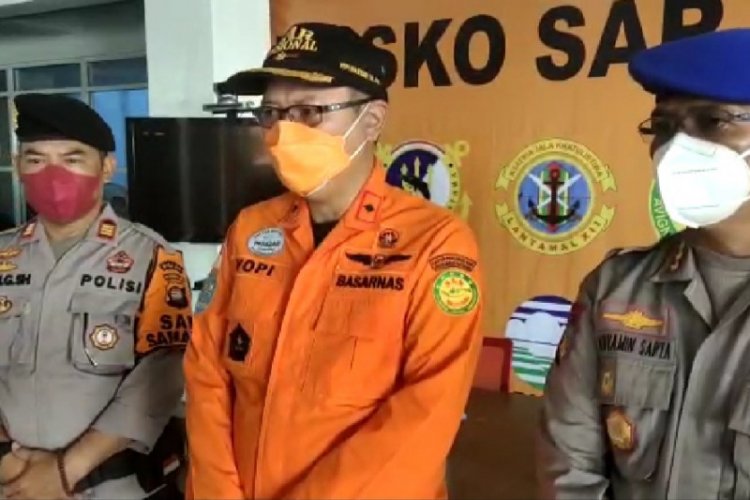 SAR: Ada 17 Kapal Motor Nelayan Tenggelam, 8 Ditemukan