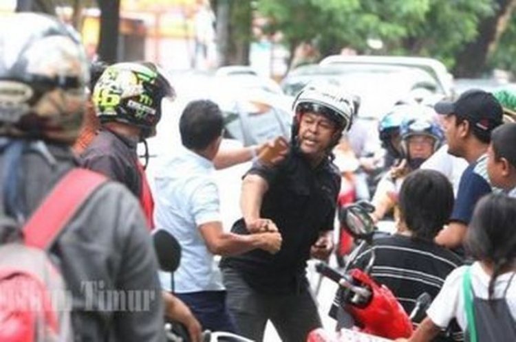 Ternyata Ini Alasan Debt Collector Galak Saat Tarik Paksa dari Konsumen, Upahnya....