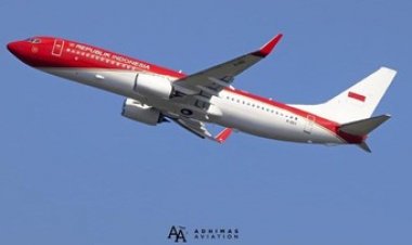 Diam-diam Pesawat Kepresidenan Jokowi Dicat Merah Putih, Roy Suryo: Sempet-sempetnya Nge-cat Pesawat? Semoga hanya Animasi