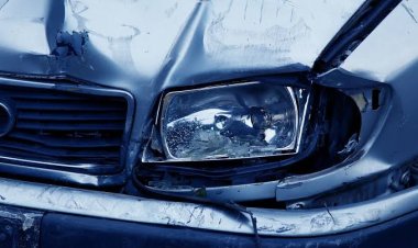 Viral! Pemuda Ini Jadi Menantu Orang Kaya, Gegara Nyenggol Mobil Mewah, Netizen: Yowes Aku Tak Nyenggol Mobil-mobil Sing Mewah