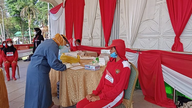 Pastikan Bebas Covid-19, 56 Paskibraka Kota Jambi Jalani Swab