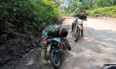 Luar Biasa! Perjuangan Tim Pendim Melintasi Jalan pada Program TMMD ke-112