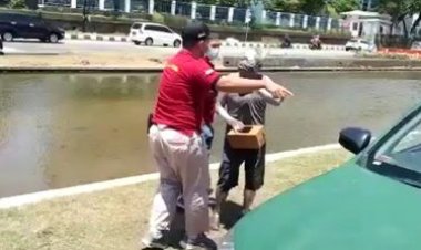 Siapa Sangka, Pria Silver Ini Pensiunan Polisi, Viral di Medsos dan Diberi Duit oleh Kapolda