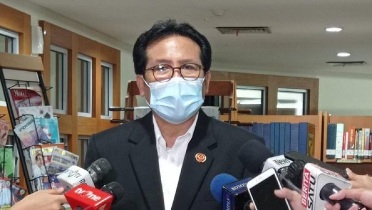 Jokowi Minta Pendukung Ikut Tolak 3 Periode, Fadjroel: Berharap Pendukung Setia Tegak Lurus Sikap Politik Beliau