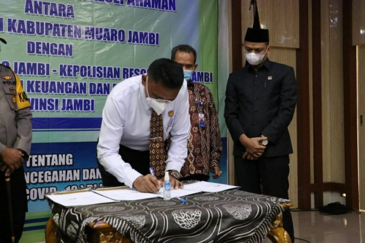 Ketua DPRD Saksikan MoU Penggunaan Dana Covid-19