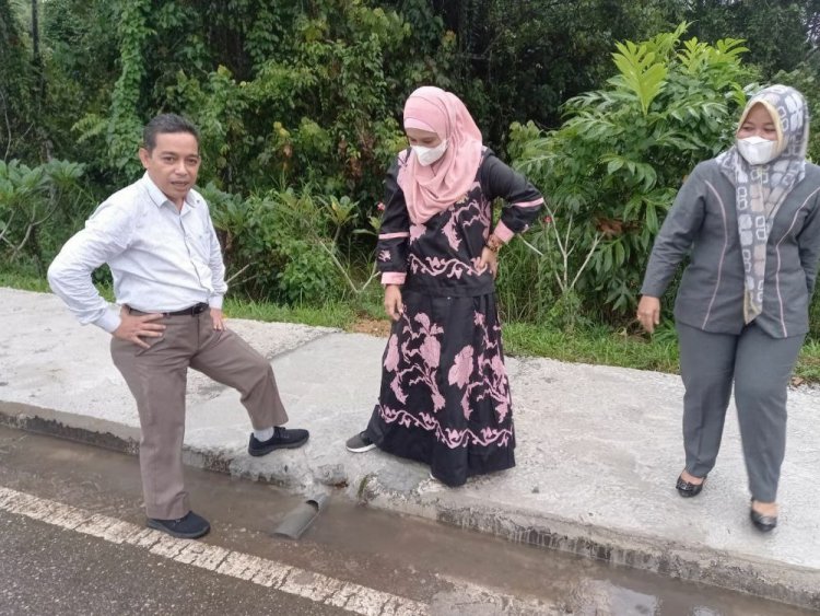 DPRD Muarojambi Sidak Pekerjaan Trotoar Kantor Bupati
