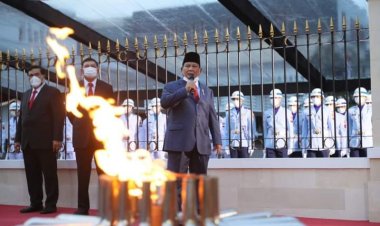 Tugu Api Semangat Indonesia Diresmikan Jokowi, Prabowo: Menambah Nilai Penghormatan Jasa Para Pahlawan....