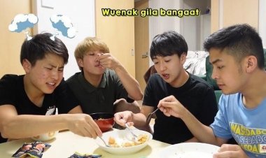 Viral! Sosis Sampai ke Jepang, Begini Kelakuan YouTuber Cobain Sosis Ini