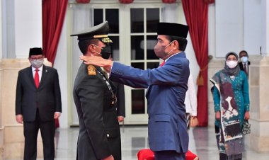 Bacakan Sumpah, Jokowi Lantik Andika Perkasa Jadi Panglima TNI