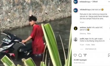 Viral! Bikin Ngakak Pemuda Ini Masuk Sungai, Netizen: Motor Bebek Memang Suka Berenang
