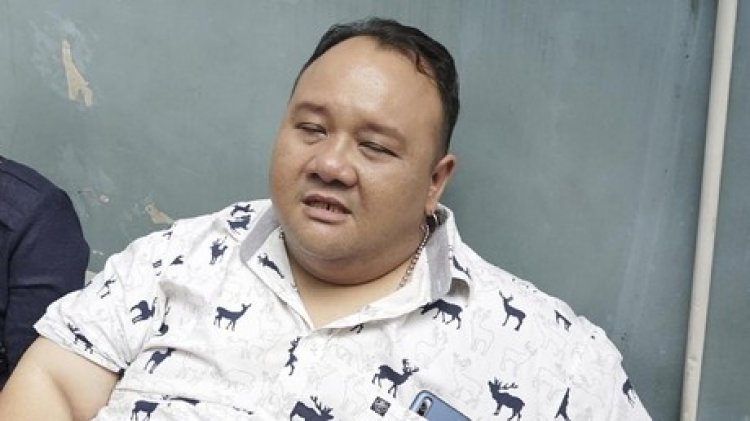 Rony Dozer Ditemukan Meninggal Dunia di Teras Rumah: Sampai Magrib Enggak Gerak, Duduk di Situ Terus