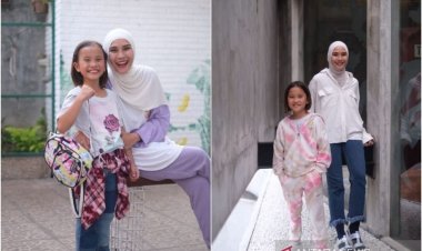 Lihat Nih Bun! Zaskia Adya Mecca Dekatkan Diri dengan Anak Lewat Fesyen