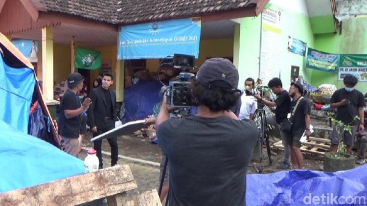 Bikin Sinetron di Semeru, Mayjen TNI Suharyanto: Mereka Tak Izin, Untuk Syuting di Pengungsian tidak Boleh Ditayangkan!