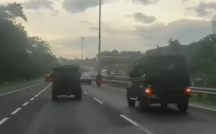 Pengemudi Ini Curhat ke Jokowi Gegara Paspampres Pecahkan Kaca Spion, Netizen: Kalau Disuruh Minggir ya Minggir jangan Main HP kalau Lagi Nyetir