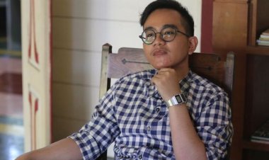 Buntut Laporkan Kaesang & Gibran, JoMan Mau Polisikan Ubedillah Badrun: Ini Hanya Pesanan Saja