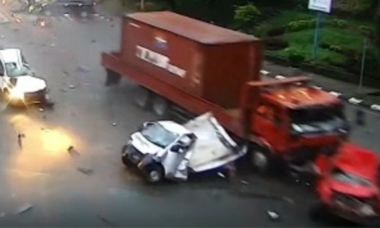 Analisa Truk Maut di Balikpapan, Tak Banting Setir dan Klakson