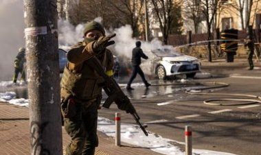 Ibu Kota Ukraina Siaga Tinggi, Gempuran Rusia di Semua Lini