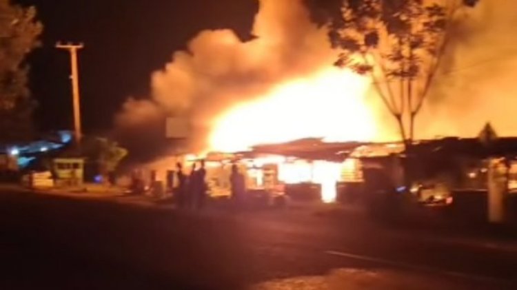 Pasar Tegal Arum Tebo-Jambi Terbakar Hebat, Ini Penyebabnya