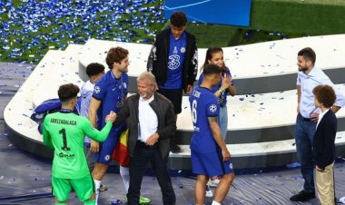 Abramovich Mendadak Mau Jual Chelsea, Begini Alasannya
