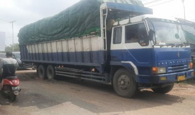 Kondisi Jalan Nasional di Sekernan Muarojambi Ini Rusak Parah, Warga: Kasihan Pengendara Motor