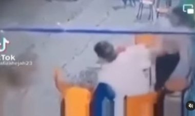 Viral! Pria Aniaya Pacar, Malah Berakhir KO Terjungkal, Netizen: Dia Kagak Tahu Perempuan Emosi, Ngamuknya Melebihi Reog