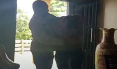 Heboh! Polisi Ini Gebuk Anggota Brimob, Ternyata....