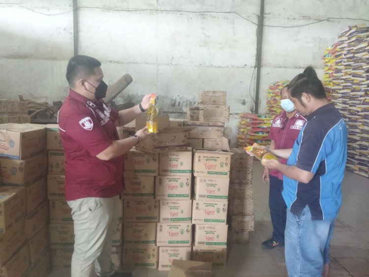 Sidak Kelangkaan Minyak Goreng di Kumpeh Ulu, Ini Temuan Polisi