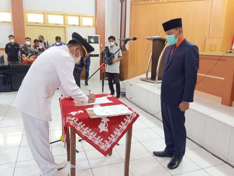 Wabup Apri Lantik 121 Pejabat di Bungo, Berikut Nama-namanya