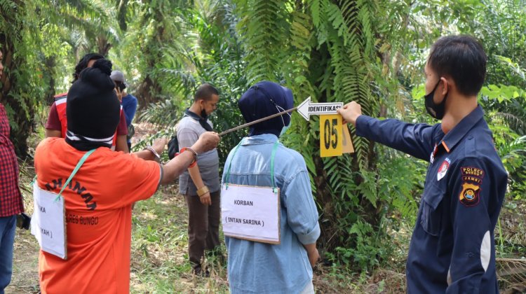 Sadis! Kakak Kandung Tebas Leher Adik Hingga Sayat Tubuhnya, Terkuak Faktanya....