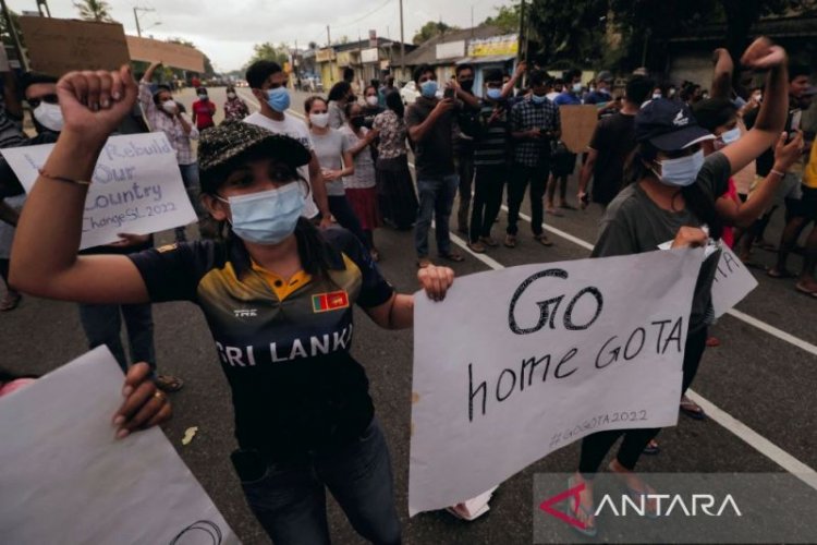 Krisis Ekonomi Terpuruk, Presiden Tetapkan Status Darurat & Sebagian Menteri Sri Lanka Mundur