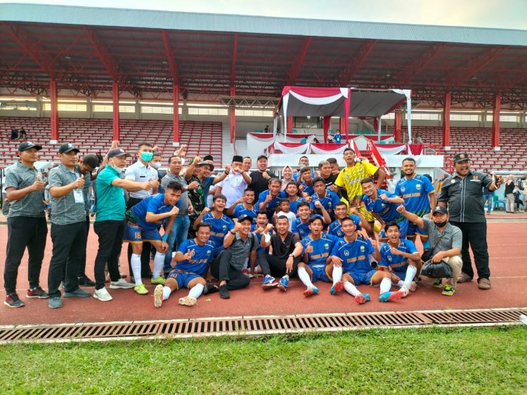 Sekda Muaro Jambi Saksikan Pertandingan PS Muaro Jambi Vs Tebo