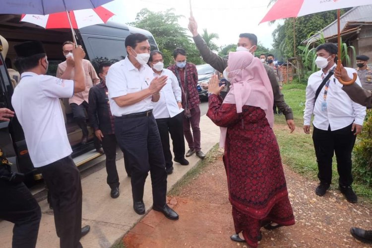 Bupati Masnah Sambut Kunker Menteri Koordinator Bidang Kemaritiman dan Investasi RI