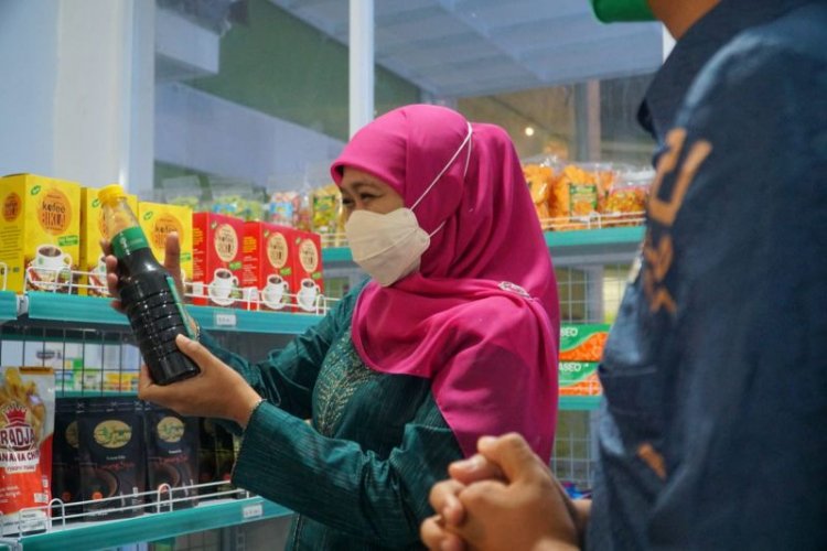 Wow! Ada Aplikasi Grab OPOP Mart yang Diluncurkan Khofifah Indar Parawansa