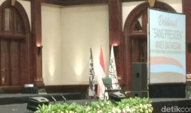 Deklarasi Anies Capres, Ribut Soal Bendera Tauhid HTI Diturunkan: Antum sayang Pak Anies? Kita Nggak Mau Pak Anies Kejebak