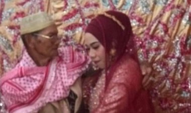 Viral! Kakek Paduai 90 Tahun Nikahi Wanita Usia 28 Tahun Tak Lain Mantan Kakak Ipar